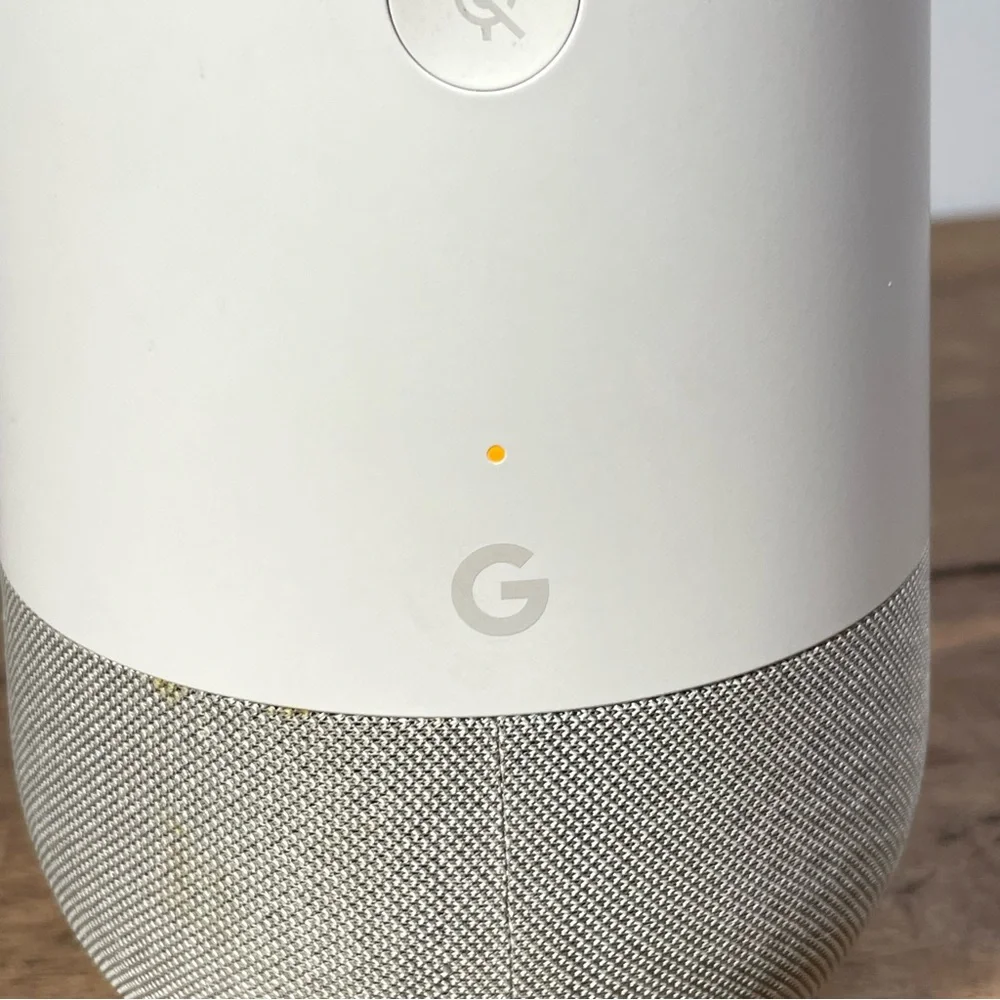 Google Home - Smart Home Speaker Google Assistant & charger